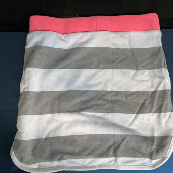 Lightly worn girls skirt in two colors $8 each - Picture 4 of 4